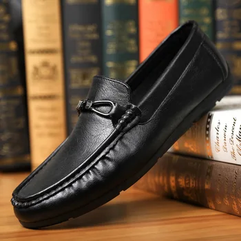 Moda Tasarım Erkek deri ayakkabı Klasik Rahat Erkek Ayakkabı Yetişkin Sürüş Mokasen Yumuşak kaymaz Loafer'lar Adam Slip-On Ayakkabı